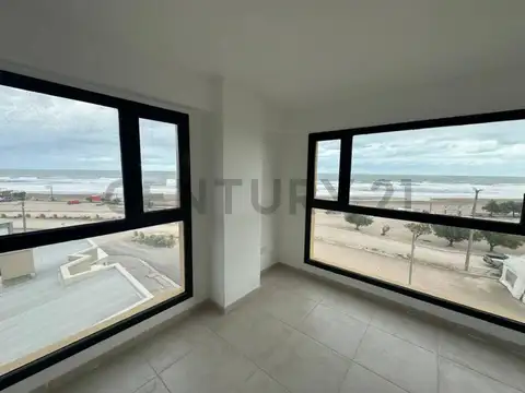 Departamento en Venta en Balneario Claromeco, USD 154.000