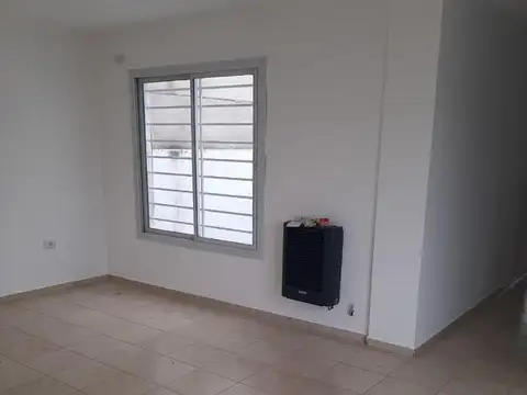 Tucumán 2100, Piso 1