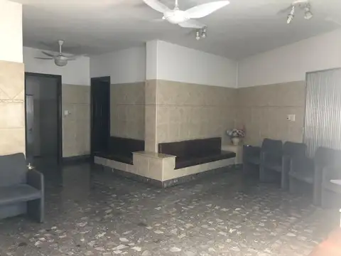 COCHERIA LOCAL COMERCIAL IMPORTANTE ESQUINA