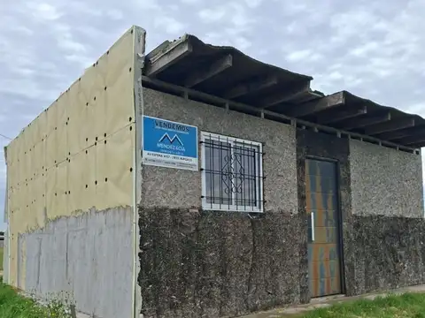 Casa - Venta - Argentina, DOMSELAAR - SARMIENTO 591