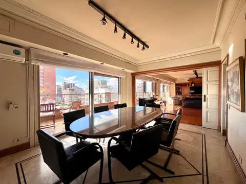 Departamento en Venta de 6 ambientes