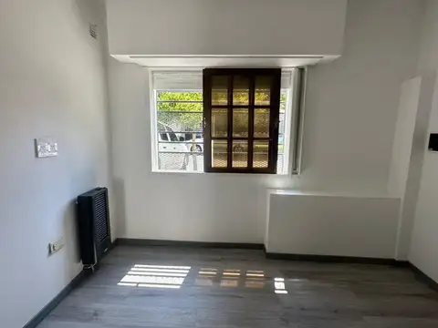 Depto Tipo Casa 4 ambientes con 1 baño