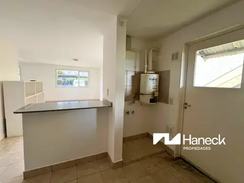 Departamento en Alquiler con 1 cochera