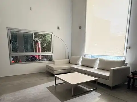 Casa 6 ambientes a la venta en Barrio cerrado en Ituzaingo