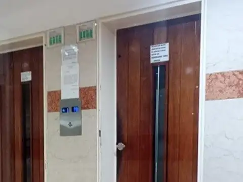 Solis 330 , Piso 4