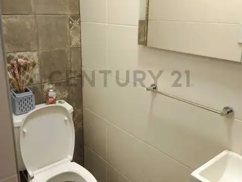 Departamento 3 ambientes con 2 baños