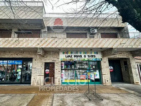 Casa con locales en venta | Av. San Martín N°560 | Escobar