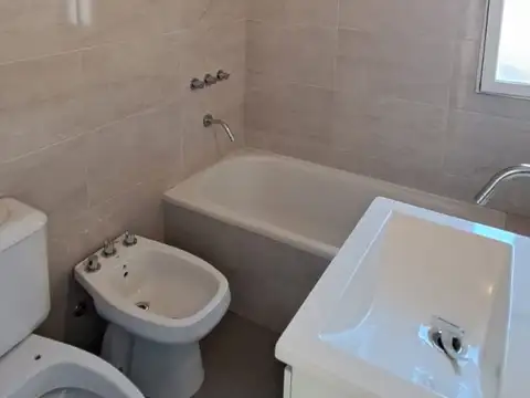 Humahuaca 300, Piso 2