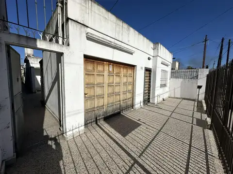 Zeballos 1932 entre Dante Hipólito Lugo y Calle 164