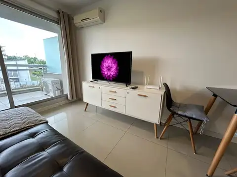 APARTAMENTO DE 1 DORMITORIO EN ALQUILER EN COLONIA