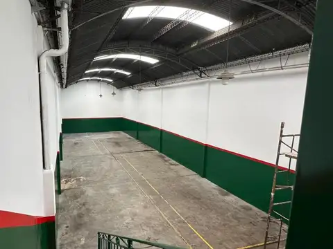 Galpon en Alquiler en Pompeya, $ 4.000.000