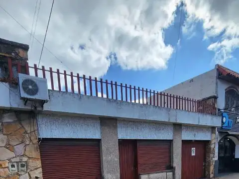 VENTA CASA 3 AMBIENTES EN VILLA DE LUJAN 2281 (LANUS ESTE)