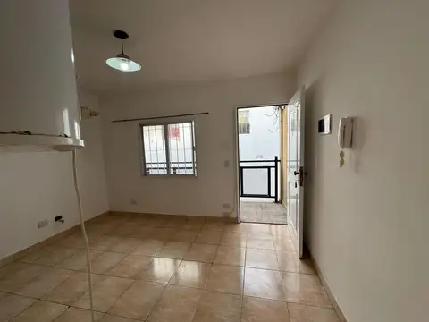 Departamento en Alquiler en Bella Vista, $ 520.000