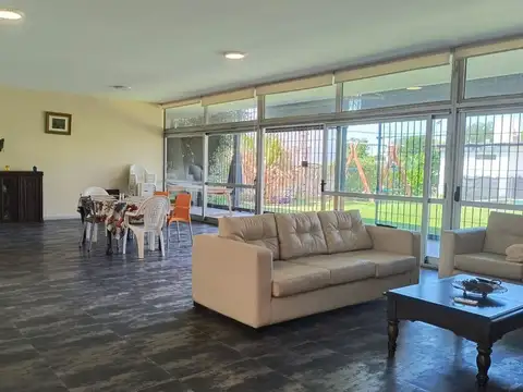 CASA EN VENTA 1 DORMITORIO ACEQUIAS DEL AIRE