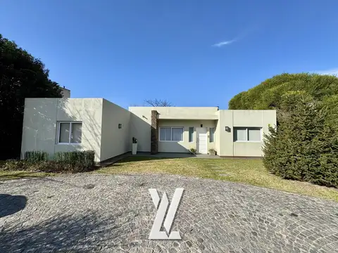 Casa en Venta en Fincas de Iraola II, USD 295.000