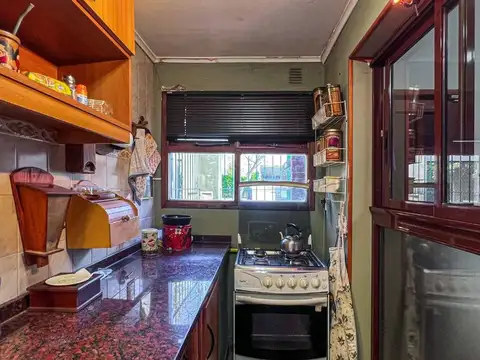 Depto Tipo Casa 3 ambientes con 2 baños