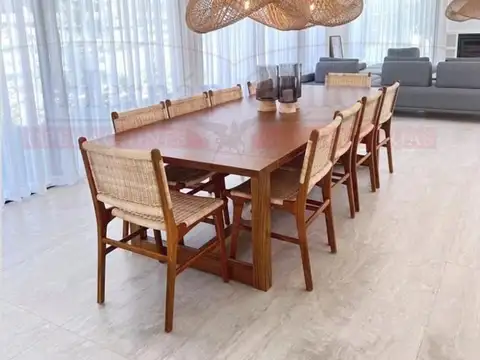 Casa en Venta de 5 dormitorios