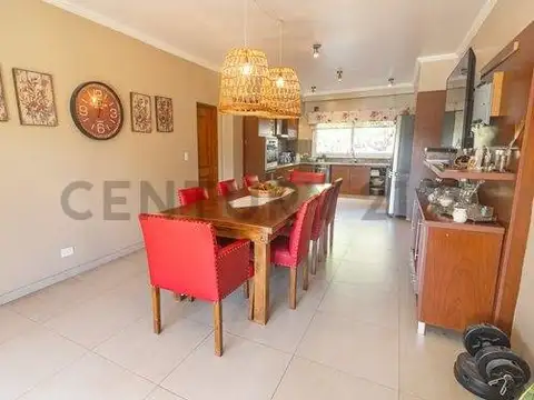 Casa en Venta en La Montura, USD 370.000