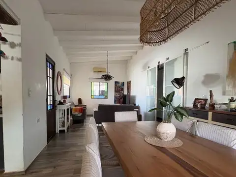 Venta Casa con pileta Apta a credito Unquillo acepta permuta