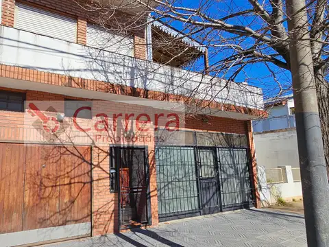 CASA 3 AMB + LOCAL en Venta en San Andres CALLE SAN LORENZO