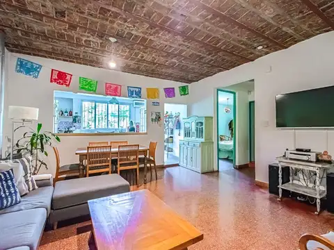 Depto Tipo Casa en Venta al Este