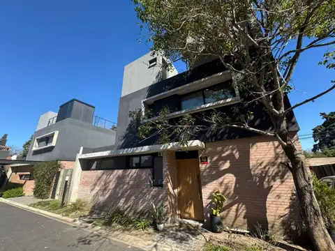 Casa - Venta - Argentina, San Miguel - O'Higgins 512