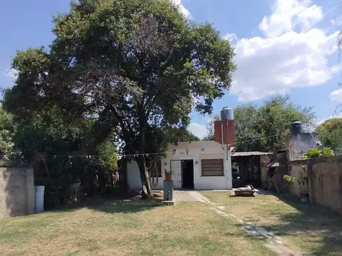 venta casa amplio parque cuatro ambientes moreno