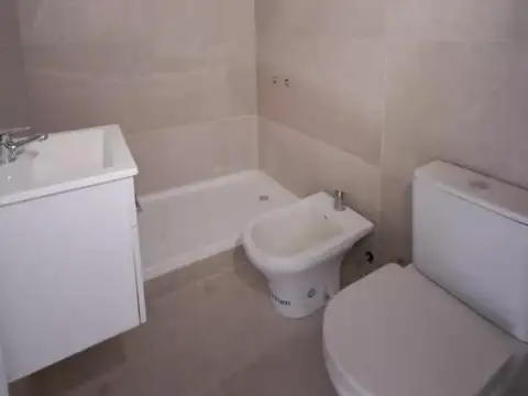 Tte. Gral. Juan Domingo Perón 1419 , Piso 5