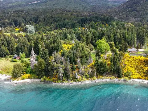 Terreno en Villa Traful con Costa de Lago