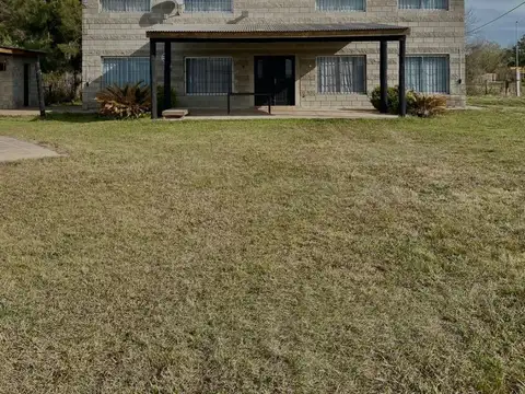 HERMOSA QUINTA 1.800 m2 en Gualeguay, E.Rios