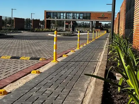 Terreno en Venta 30  mts Fondo