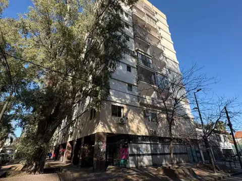 Departamento 2 ambientes con ascensor en Ciudad Jardin