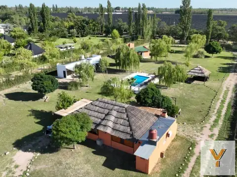 Complejo de Cabañas en venta - 3 UFs - Mendoza
