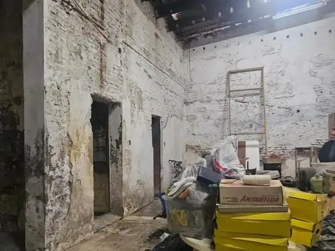 Venta de Local / terreno en Villa Pueyrredón