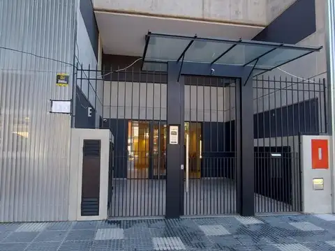 Alquiler - Dpto. 2 ambientes  en San Isidro  con balcón  pileta cochera excelente ubicación