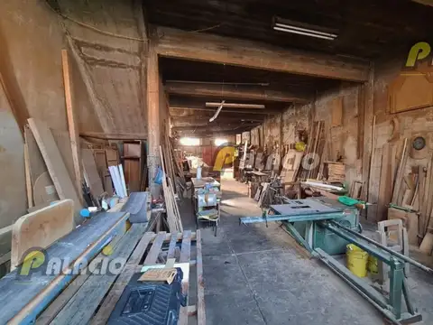 Galpon en Venta 10  mts Fondo
