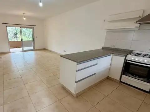VENTA DPTO 3 AMB COCHERA APTO CREDITO PILAR