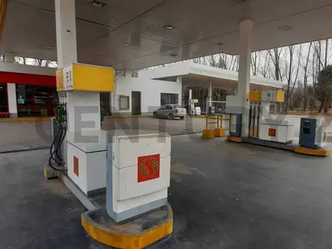 Casa en Venta con 10 cocheras