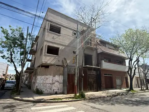 Depto Tipo Casa 2 ambientes con 1 baño