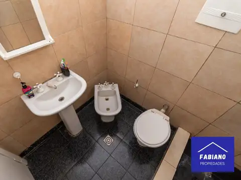 Depto Tipo Casa en Venta 50 años