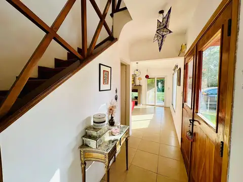 Casa Venta - Alquiler en Brickland 6 Ambientes