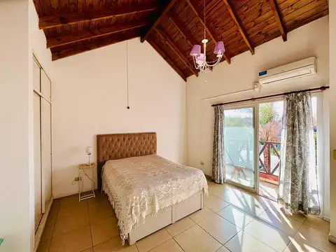 Casa en Alquiler de 4 dormitorios