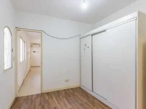 Depto Tipo Casa 2 ambientes con 1 baño