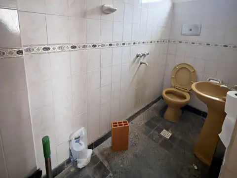 Depto Tipo Casa en Venta 60 años