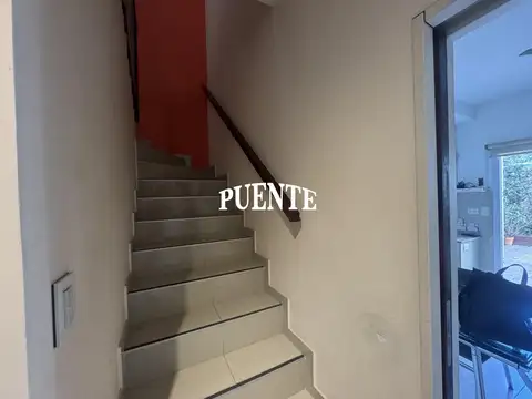 Casa en Venta en Banfield, USD 190.000