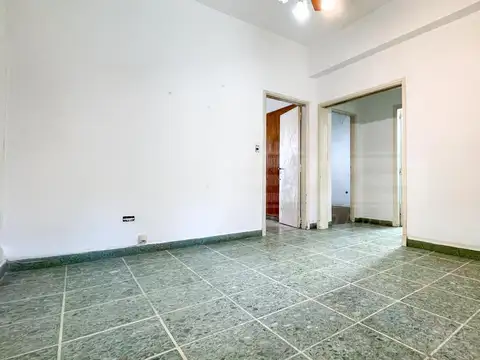 Local en Venta en Olivos Uzal / Panamericana, USD 155.000