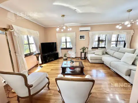 Departamento 6 ambientes con 2 baños