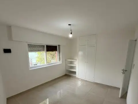 Depto Tipo Casa en Alquiler de 1 dormitorio