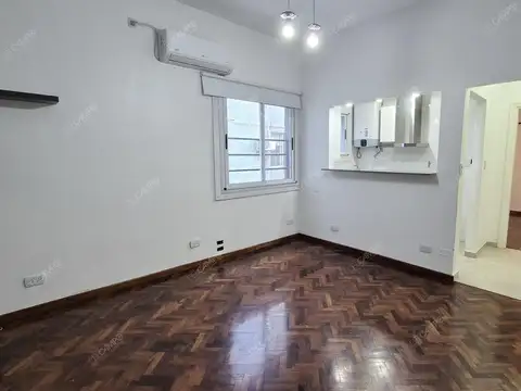 Carlos Pellegrini 20 - San Nicolas - Departamento de dos ambientes