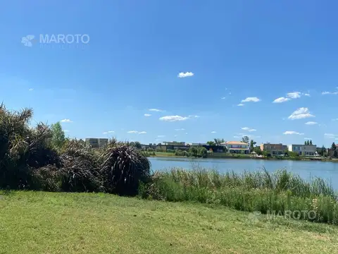 Terreno en Venta de 901,0 m2
